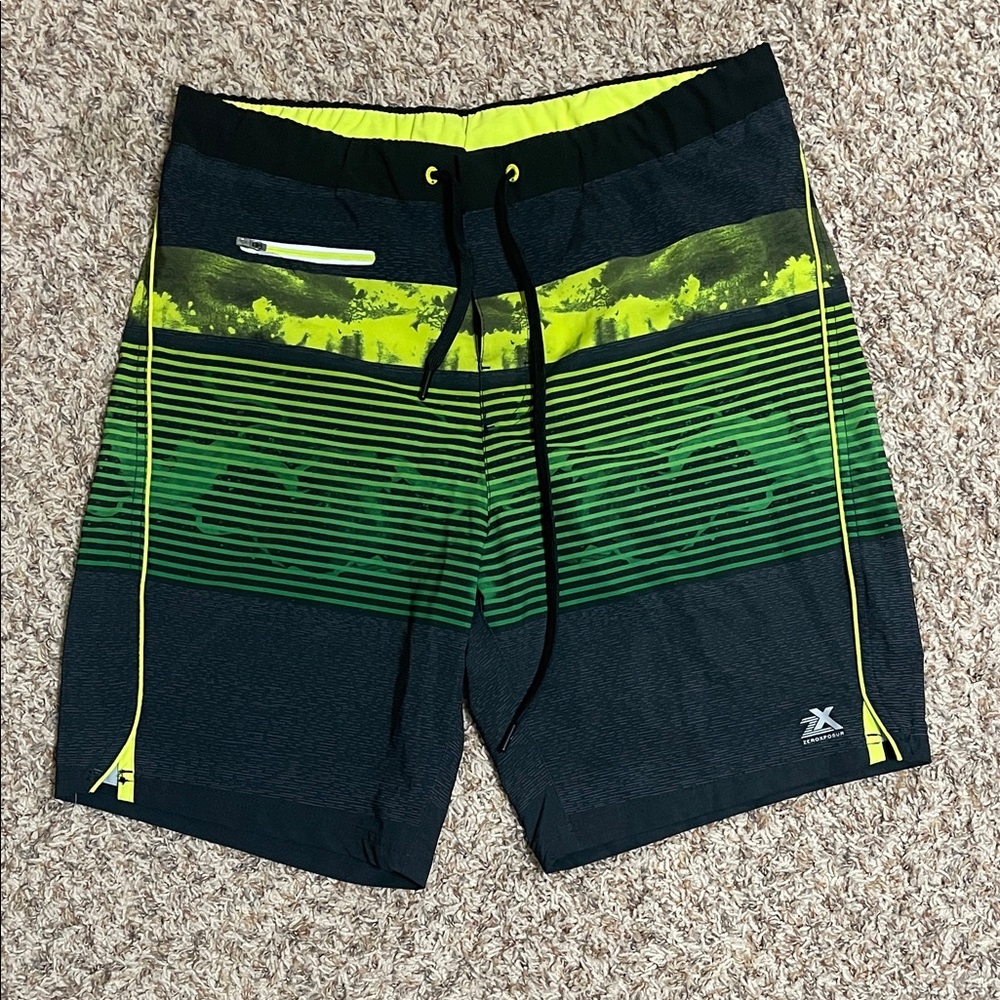 ZeroXposur Men's Black and Green Swim Shorts